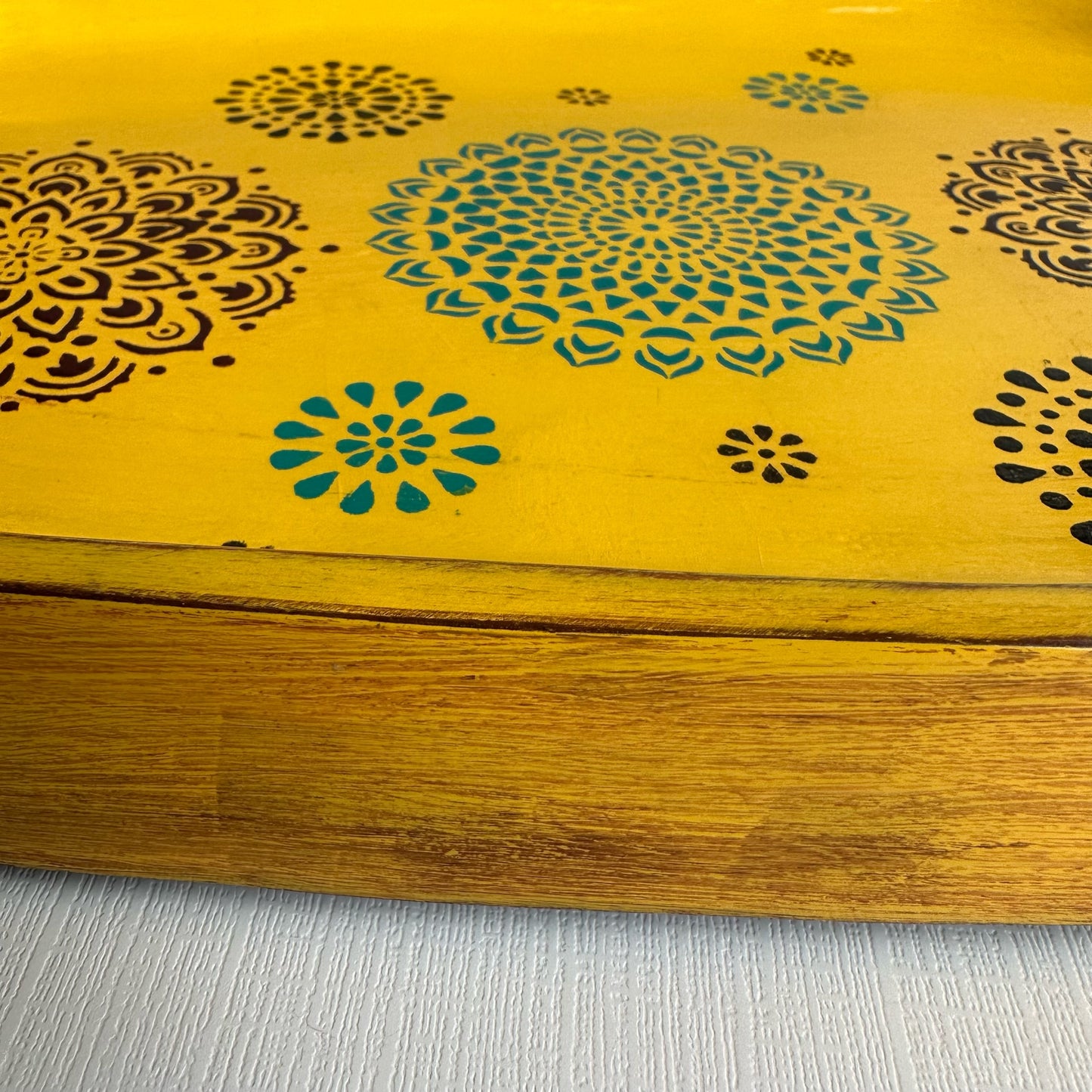 Wooden tray with Mandala patterns